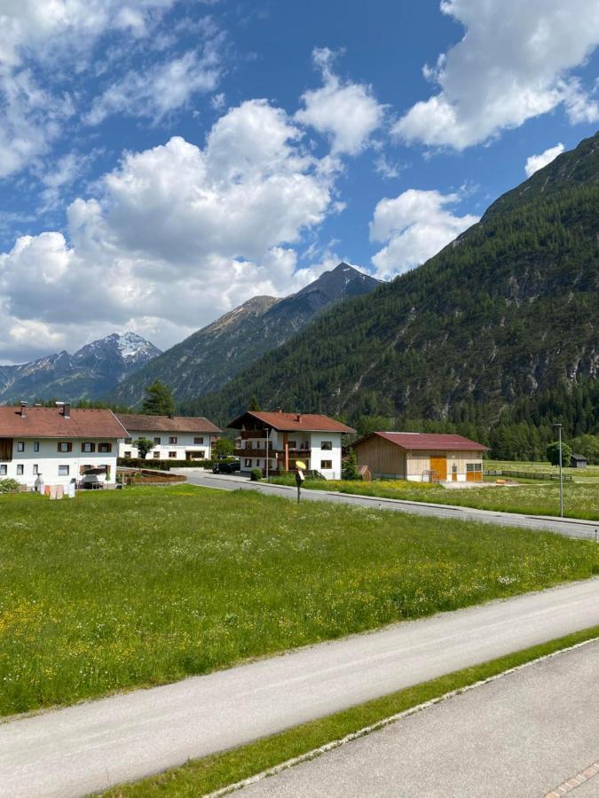 Gaestehaus Huber Holzgau Eksteriør billede